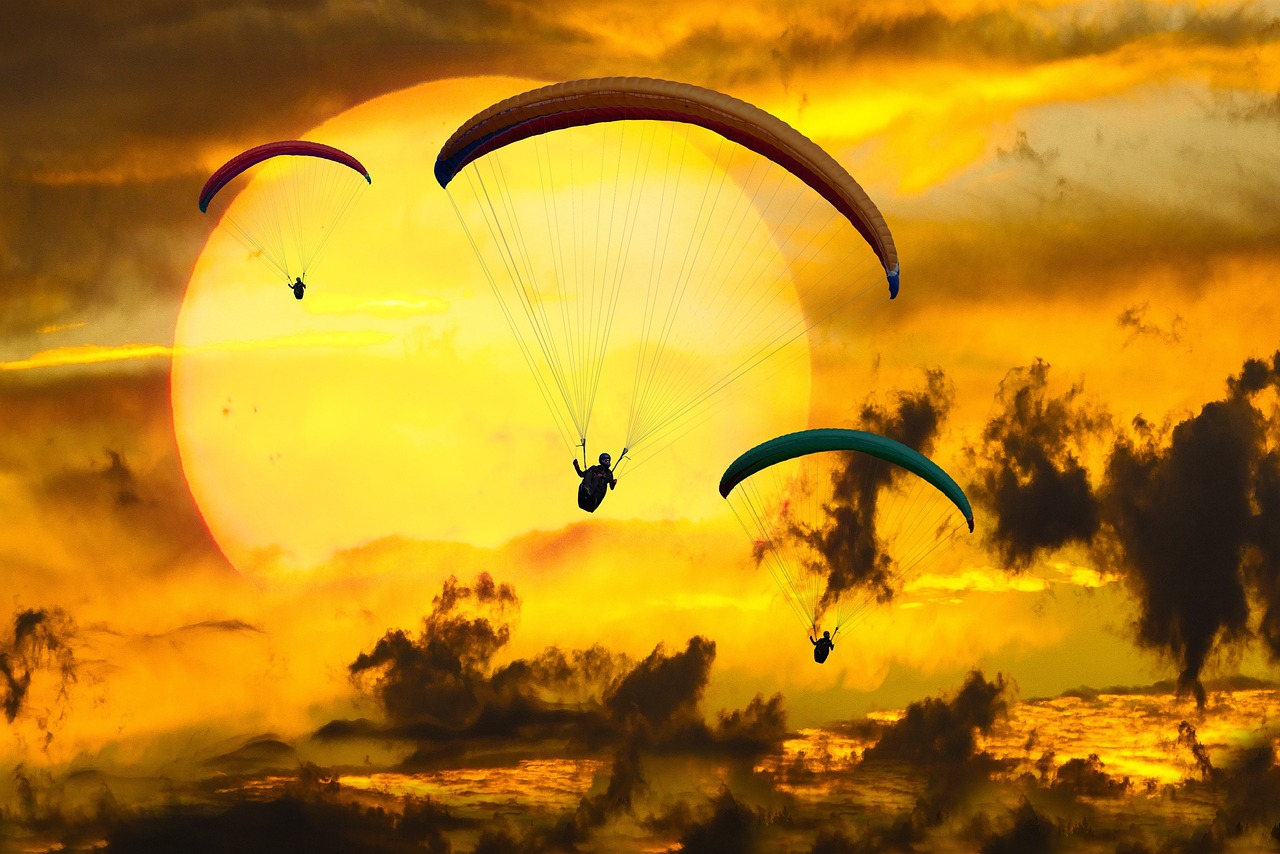 Parachutes, paragliders, paragliding — Grada3 Sports Blog: Trusted by Thousands of Football Fans